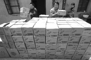 江蘇質監部門查獲近3000箱假寶潔產品(圖)