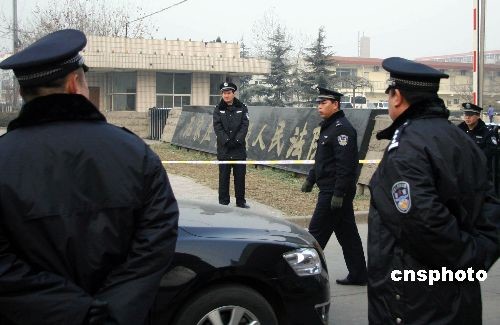 張玉軍張彥章非法制售三聚氰胺案今開庭審理