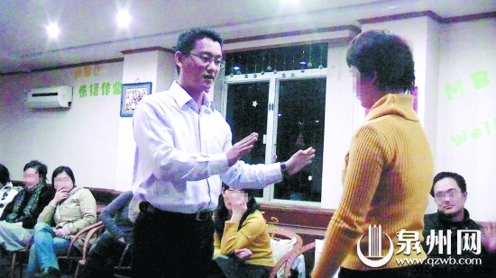 催眠行業揭秘:最高時薪近3千元催眠戒毒引爭議