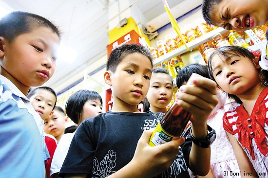業(yè)內爆料:中小食品供應商改食品日期是潛規(guī)則