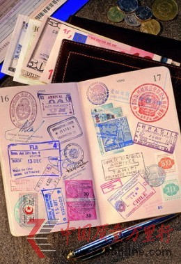 <b>消費者有話說:事件曝光后仍拒退團費</b> <b>消費者有話說:事件曝光后仍拒退團費</b>