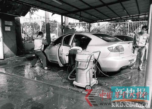 ■洗車等細節(jié)折射經(jīng)銷商的服務(wù)水平。 ■洗車等細節(jié)折射經(jīng)銷商的服務(wù)水平。