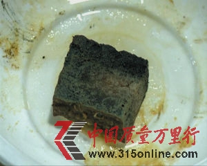 “化學速成”臭豆腐。 “化學速成”臭豆腐。